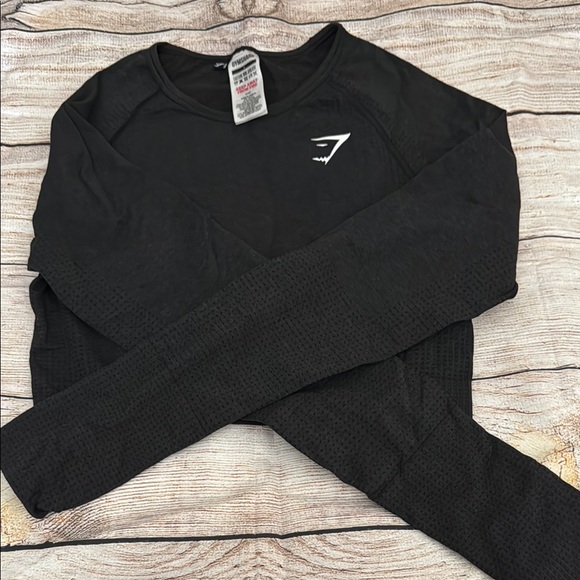 Gymshark Jet Black Performance Top - Picture 1 of 4